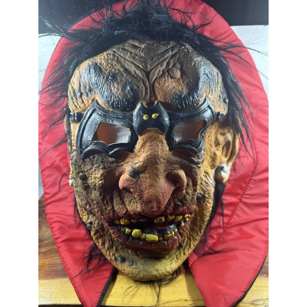 NOS Vintage Topstone‎ Nu-Skin Halloween Mask w/Collar Danbury CT Vampire